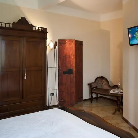 Corte Leopoli Bed & Breakfast Buscoldo